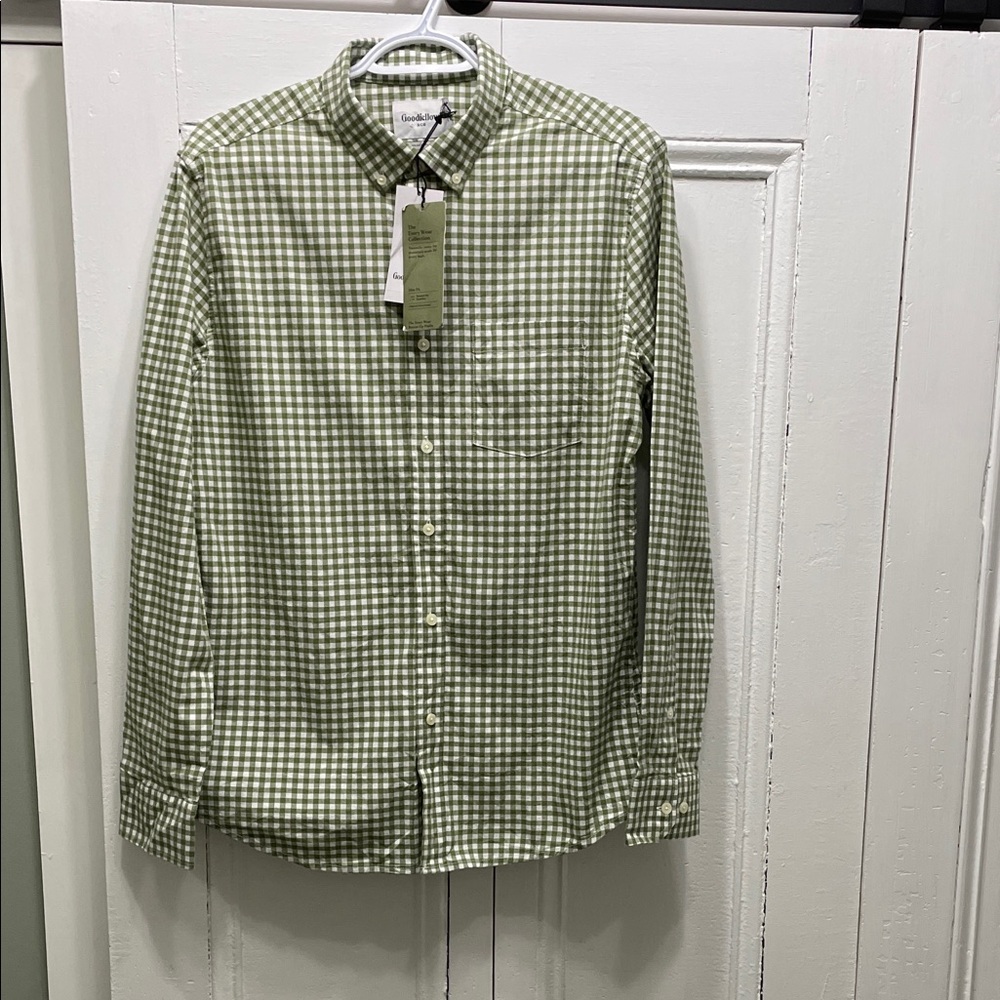 Light Green Gingham Button-Down Shirt Medium Slim fit